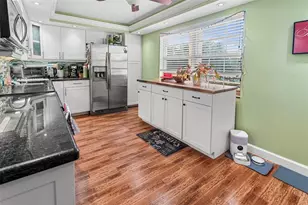 3930 Oaks Clubhouse Dr, Pompano Beach, FL 33069 - Photo 8