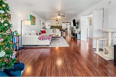 3930  Oaks Clubhouse Dr, Unit #304, Pompano Beach, FL 33069 - Photo 4