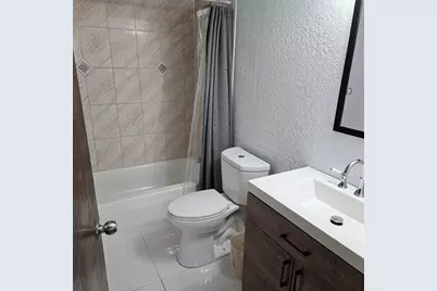 3270 N Pine Island Rd, Unit #307, Sunrise, FL 33351 - Photo 14