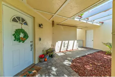 1347  Seagrape, Weston, FL 33326 - Photo 4