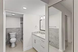 1719 Whitehall Dr, Davie, FL 33324 - Photo 22