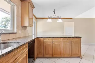 4245 NW 114th Ave, Sunrise, FL 33323 - Photo 10