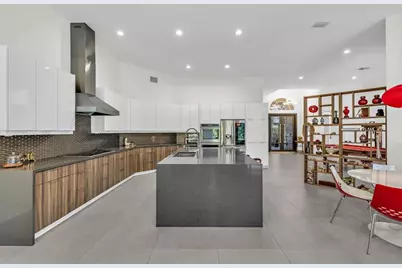 6331 NW 93rd Dr, Parkland, FL 33067 - Photo 10