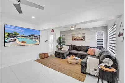 6740  Custer, Hollywood, FL 33024 - Photo 2