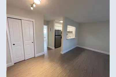 700 SE 13th St, Unit #3, Fort Lauderdale, FL 33316 - Photo 2