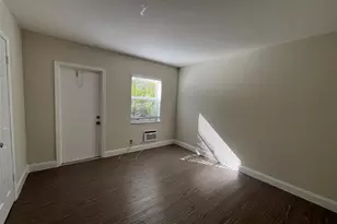 700 SE 13th St, Fort Lauderdale, FL 33316 - Photo 4