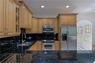 19 SE 19th Ave, Pompano Beach, FL 33060 - Photo 10