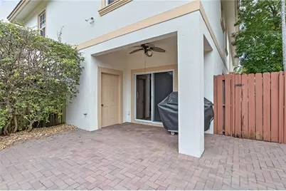 19 SE 19 Av, Pompano Beach, FL 33060 - Photo 32