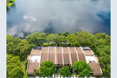 1424 NW 97th Ter, Unit #280, Hollywood, FL 33024 - Photo 14