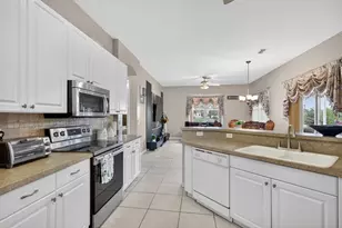 544 SW Lake Manatee Way, Port Saint Lucie, FL 34986 - Photo 14