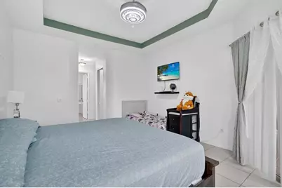 544 SW Lake Manatee Way, Port Saint Lucie, FL 34986 - Photo 16