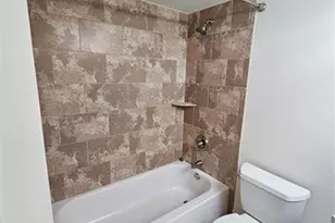 5583 Courtyard Dr, Margate, FL 33063 - Photo 8