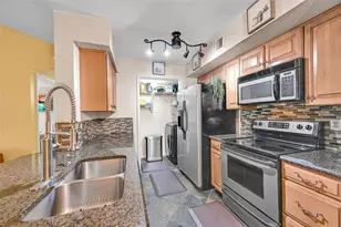 875 Riverside Dr, Coral Springs, FL 33071 - Photo 10