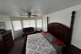 1703 N 43rd St, Fort Pierce, FL 34947 - Photo 8