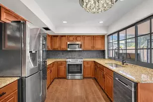 2116 NE 62nd St, Fort Lauderdale, FL 33308 - Photo 14