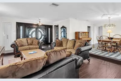 2116 NE 62nd St, Fort Lauderdale, FL 33308 - Photo 10