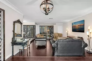 2116 NE 62nd St, Fort Lauderdale, FL 33308 - Photo 8