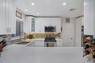 954 NE 26th Ave, Pompano Beach, FL 33062 - Photo 26