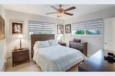 954 NE 26th Ave, Pompano Beach, FL 33062 - Photo 36