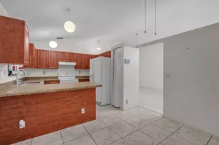 155 Colly Way, North Lauderdale, FL 33068 - Photo 4