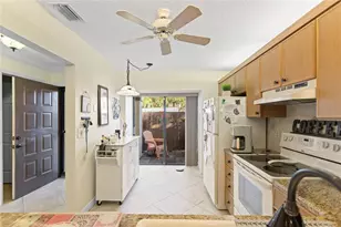 4611 Carambola Cir Unit, Coconut Creek, FL 33066 - Photo 8