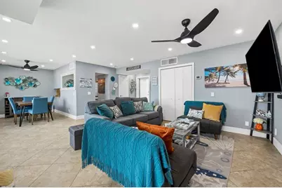 2203 N Surf Rd, Hollywood, FL 33019 - Photo 26