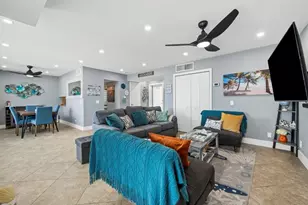 2203 N Surf Rd, Hollywood, FL 33019 - Photo 26