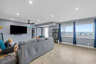 2203 N Surf Rd, Hollywood, FL 33019 - Photo 24