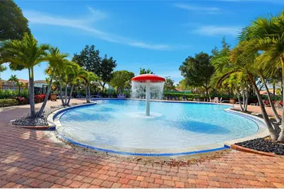 655 Gazetta Way, West Palm Beach, FL 33413 - Photo 2