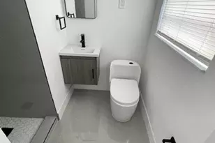 1517 NW 19th Ave, Fort Lauderdale, FL 33311 - Photo 26