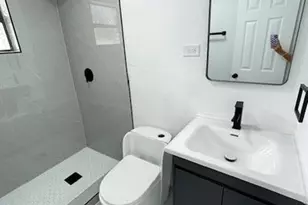 1517 NW 19th Ave, Fort Lauderdale, FL 33311 - Photo 34