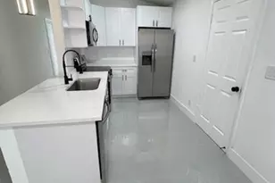 1517 NW 19th Ave, Fort Lauderdale, FL 33311 - Photo 10