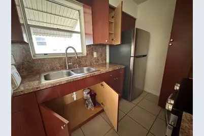 2901  Jackson St, Unit #11, Hollywood, FL 33020 - Photo 12