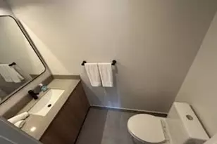 121 NE 5th Unit, Miami, FL 33132 - Photo 6