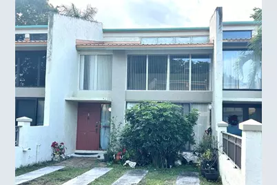 750 E Coco Plum Cir, Unit #2, Plantation, FL 33324 - Photo 1