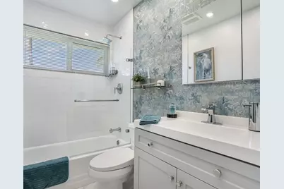 4706 NW 47th Ter, Tamarac, FL 33319 - Photo 8