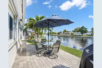 4706 NW 47th Ter, Tamarac, FL 33319 - Photo 12