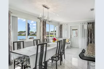 4706 NW 47th Ter, Tamarac, FL 33319 - Photo 6