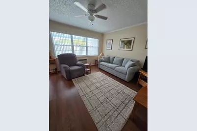 111  Lyndhurst, Unit #111, Deerfield Beach, FL 33442 - Photo 2