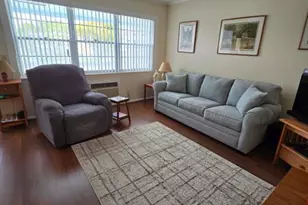 111 Lyndhurst Unit, Deerfield Beach, FL 33442 - Photo 2