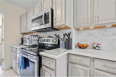 2755 NE 28th Ave, Unit #A4, Lighthouse Point, FL 33064 - Photo 8