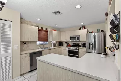 3071 NW 71st Avenue, Margate, FL 33063 - Photo 22