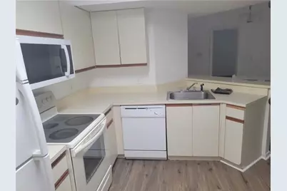 8741  Wiles Rd, Unit #305, Coral Springs, FL 33067 - Photo 4