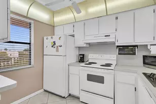 2764 NW 104th Ave, Sunrise, FL 33322 - Photo 10