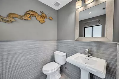 309 NE 21st Ct, Wilton Manors, FL 33305 - Photo 32