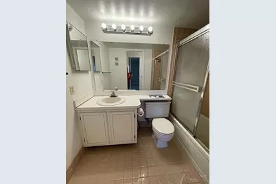 3001 W Rolling Hills Cir, Unit #608, Davie, FL 33328 - Photo 12