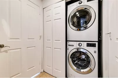 511 SE 5th Ave, Unit #1010, Fort Lauderdale, FL 33301 - Photo 12