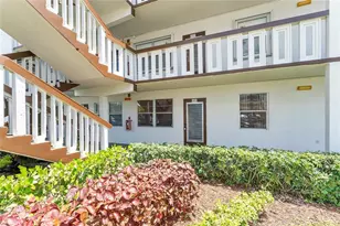 1052 Hythe C Unit, Boca Raton, FL 33434 - Photo 6
