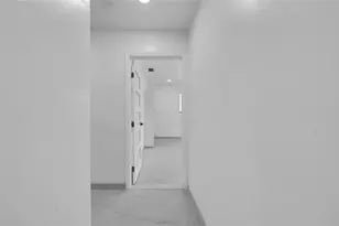 8850 NE 4th Ave, El Portal, FL 33138 - Photo 18