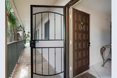 7442  Ashmont Cir, Unit #203, Fort Lauderdale, FL 33321 - Photo 4